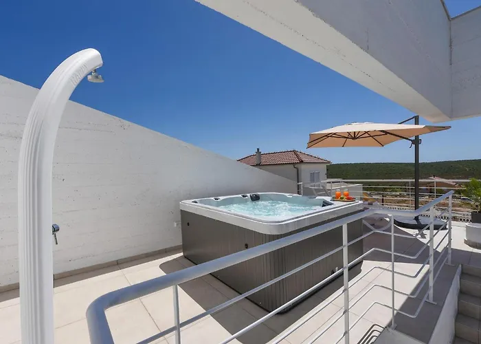 Dante Tatil Evi